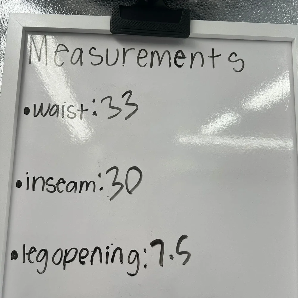 Levis measurements waist